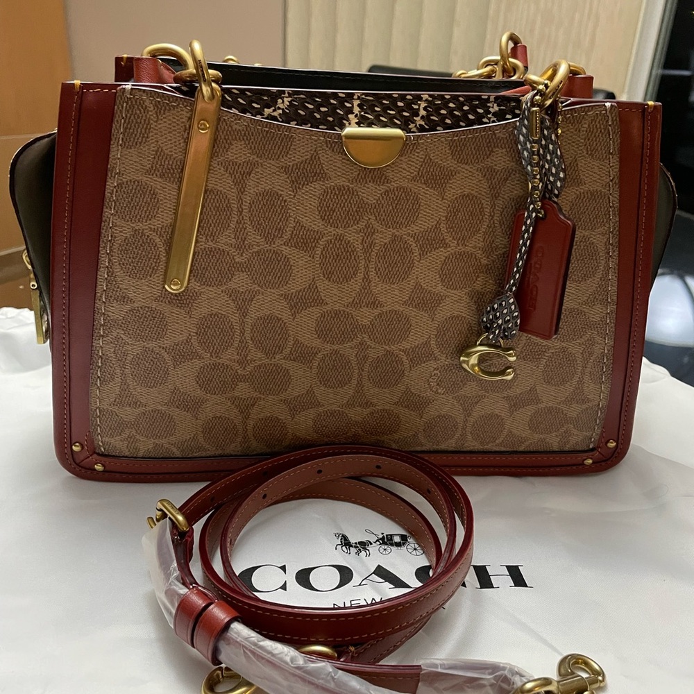Coach Dreamer 36 Colorblock